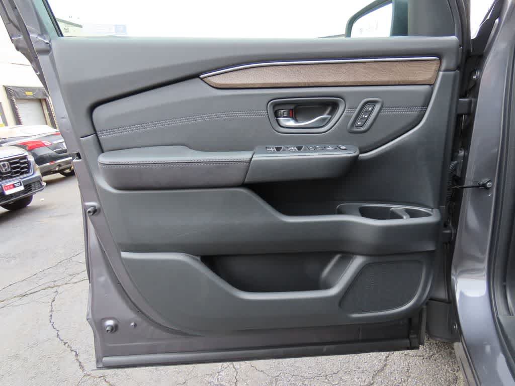 Thumbnail: 2026 Honda Pilot - 23