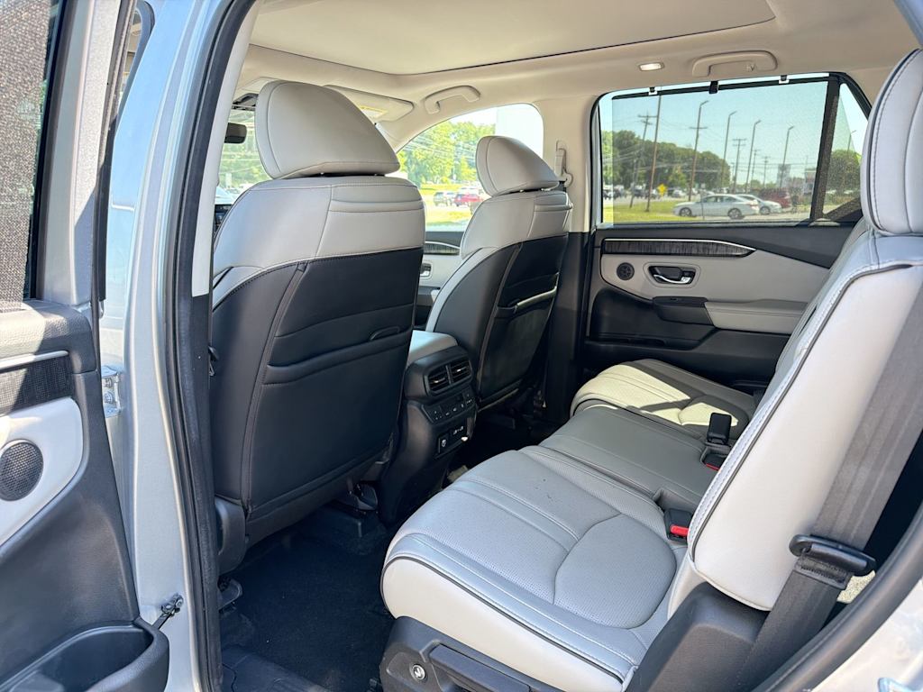Thumbnail: 2023 Honda Pilot - 12