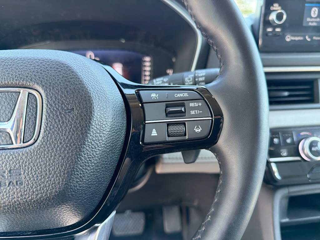 Thumbnail: 2023 Honda Pilot - 32