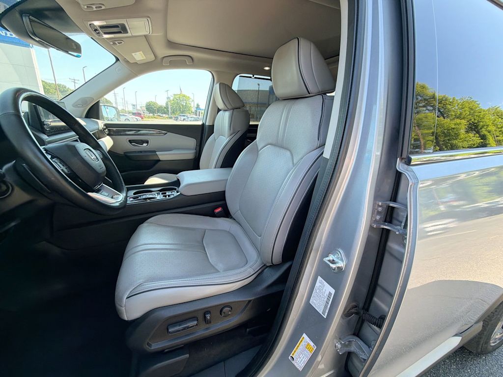 Thumbnail: 2023 Honda Pilot - 28