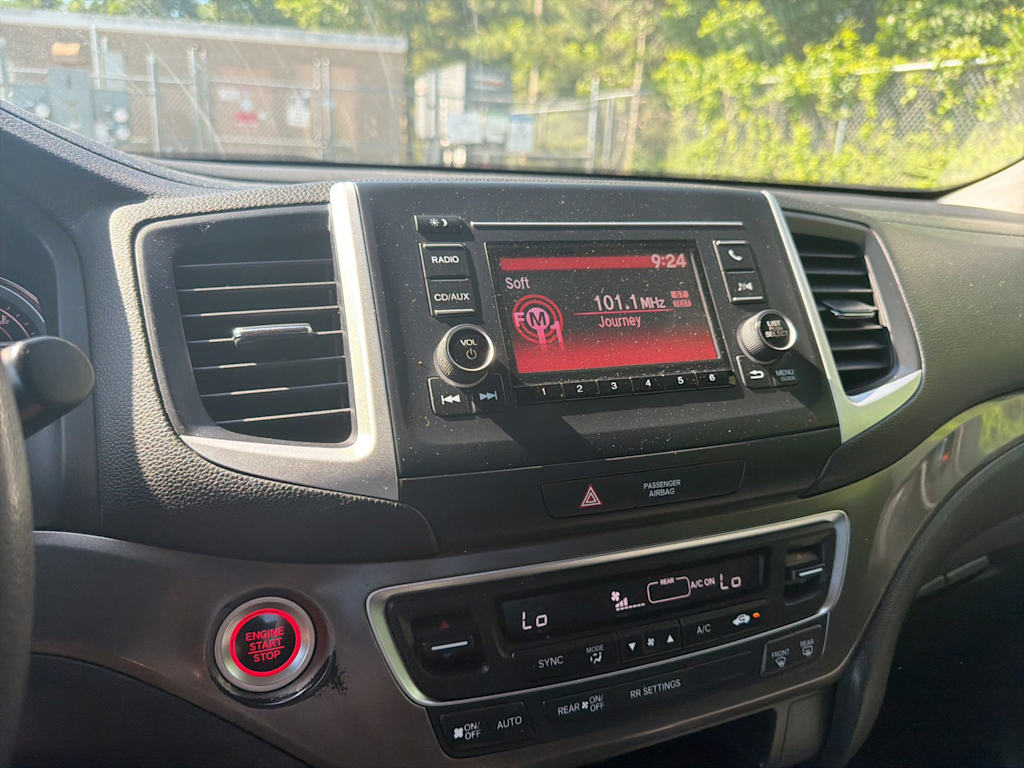 Thumbnail: 2017 Honda Ridgeline - 11
