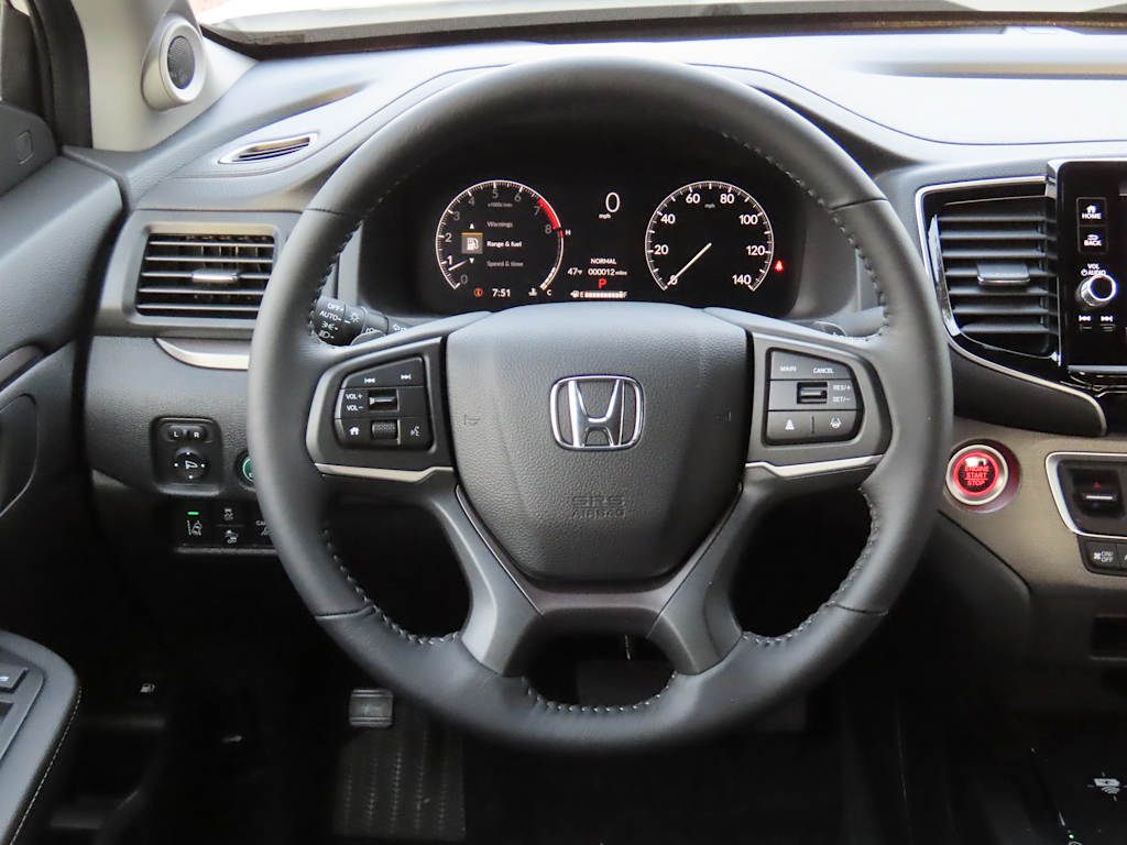 2025 Honda Ridgeline Sport 10