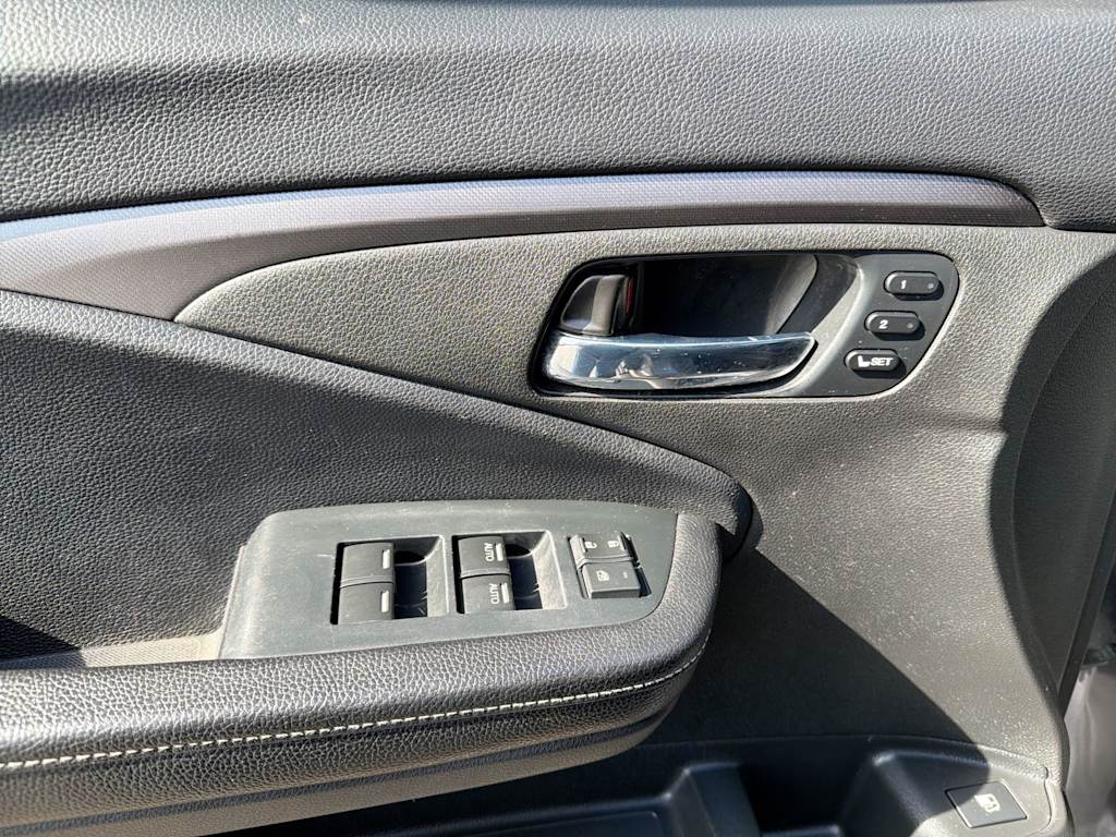 Thumbnail: 2022 Honda Ridgeline - 28