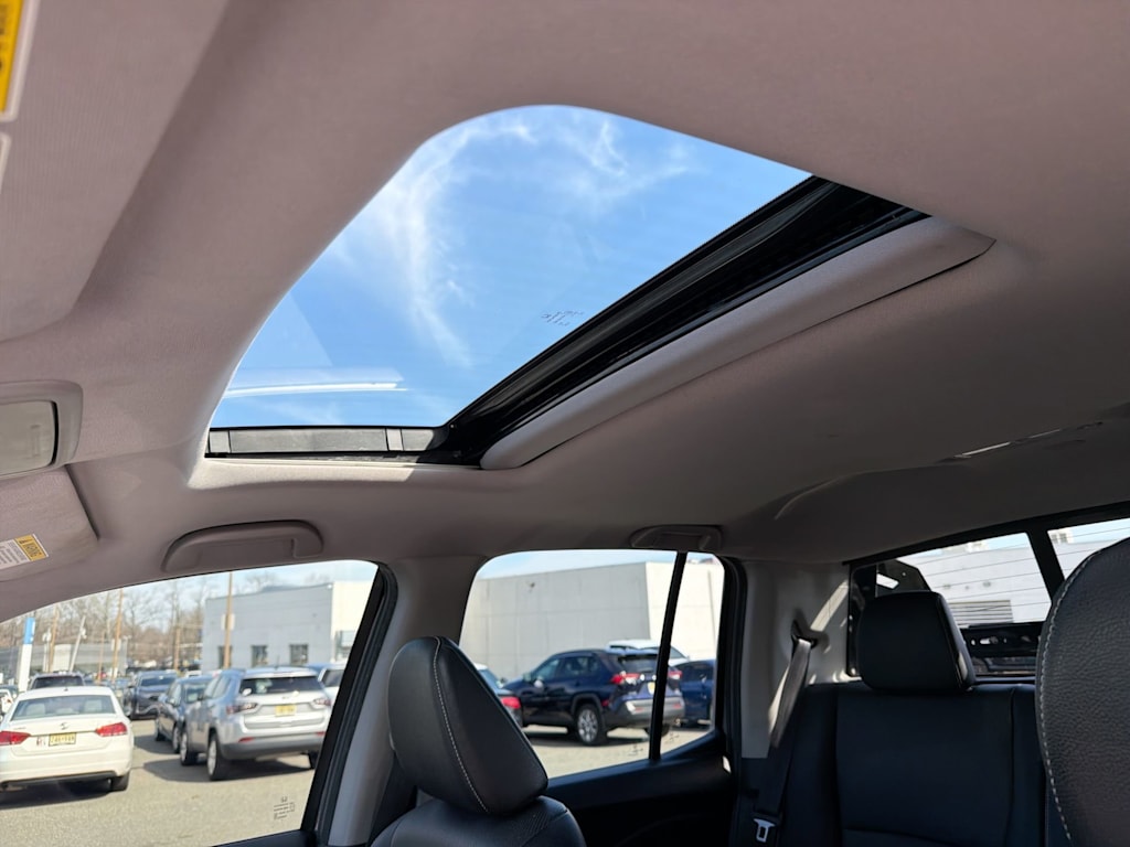 Thumbnail: 2022 Honda Ridgeline - 29