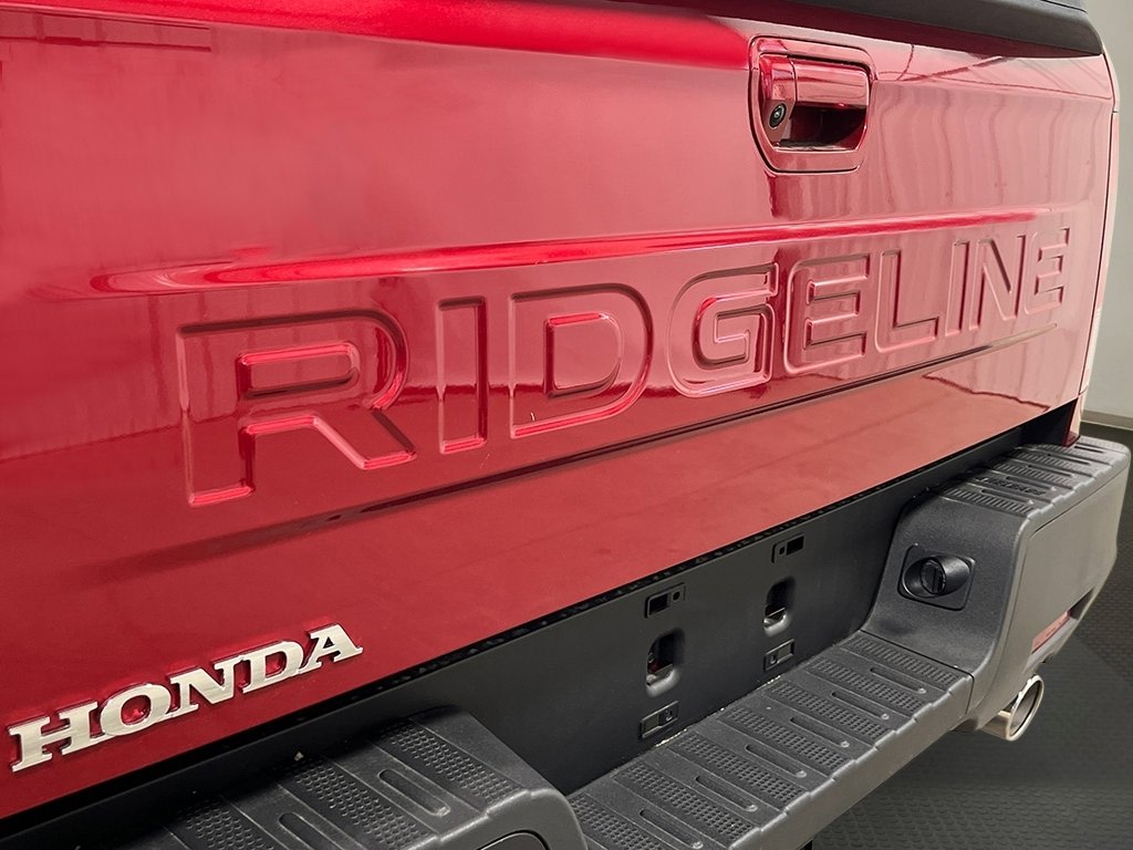 Thumbnail: 2025 Honda Ridgeline - 17