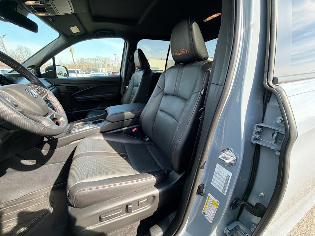 Thumbnail: 2025 Honda Ridgeline - 28