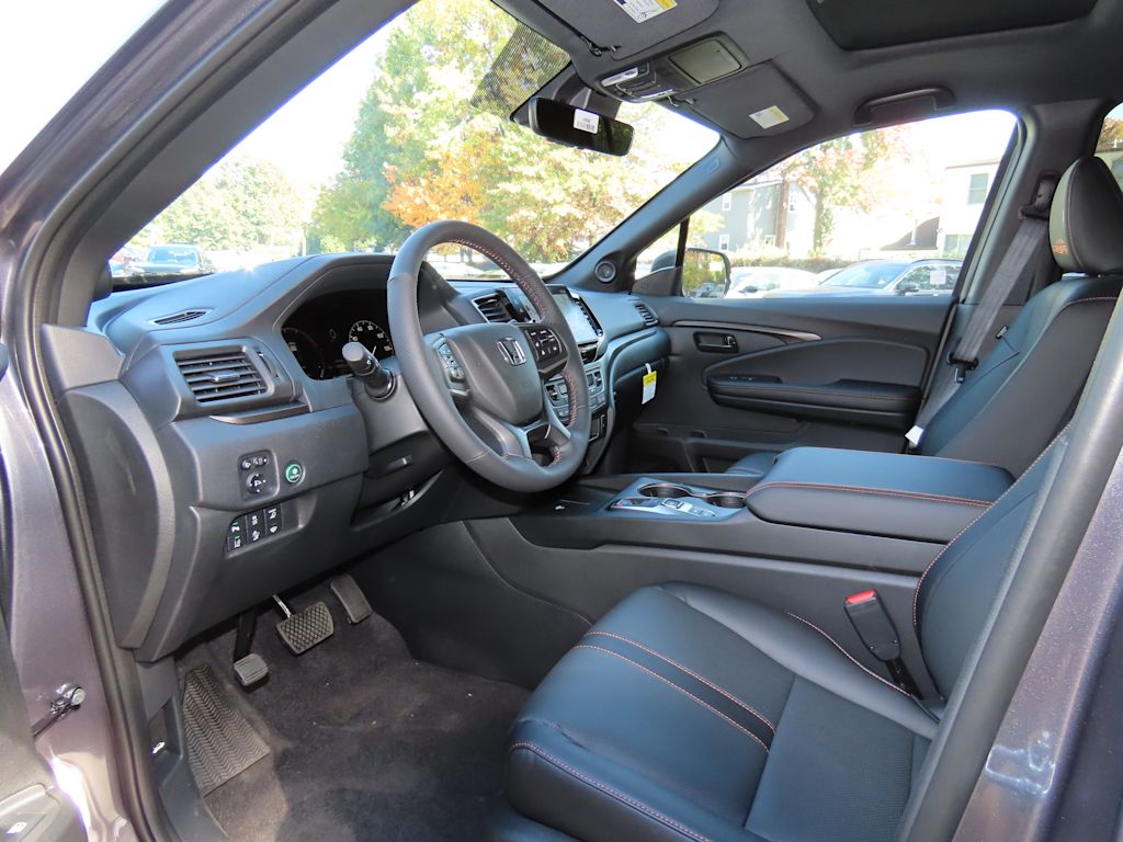 Thumbnail: 2026 Honda Ridgeline - 10