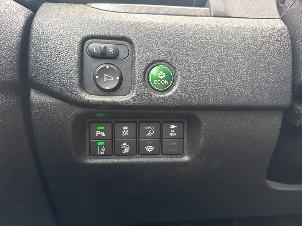 Thumbnail: 2022 Honda Ridgeline - 23