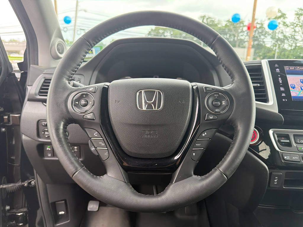 Thumbnail: 2017 Honda Ridgeline - 13