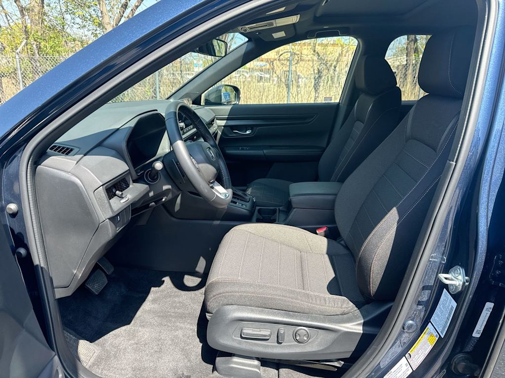 2025 Honda CR-V Sport 10