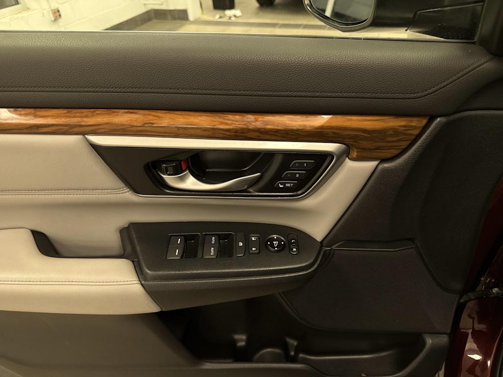 Thumbnail: 2019 Honda CR-V - 25