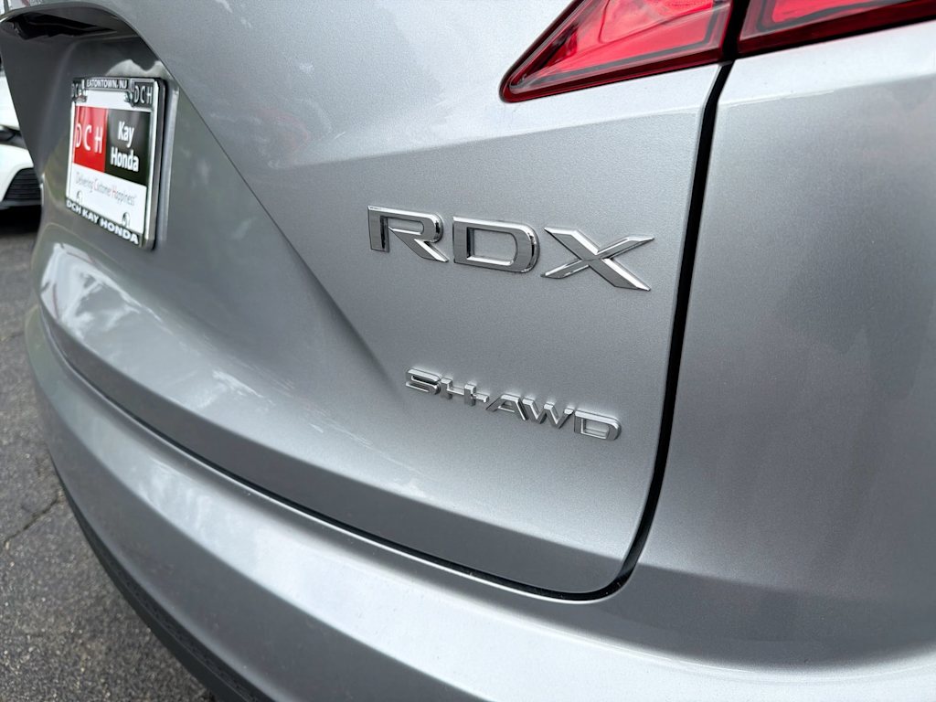 Thumbnail: 2023 Acura RDX - 7