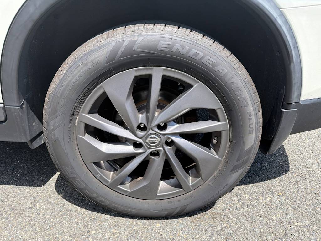 Thumbnail: 2016 Nissan Rogue - 26