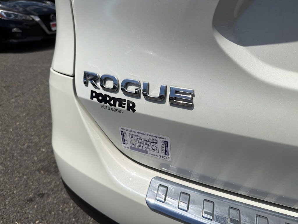 Thumbnail: 2016 Nissan Rogue - 7