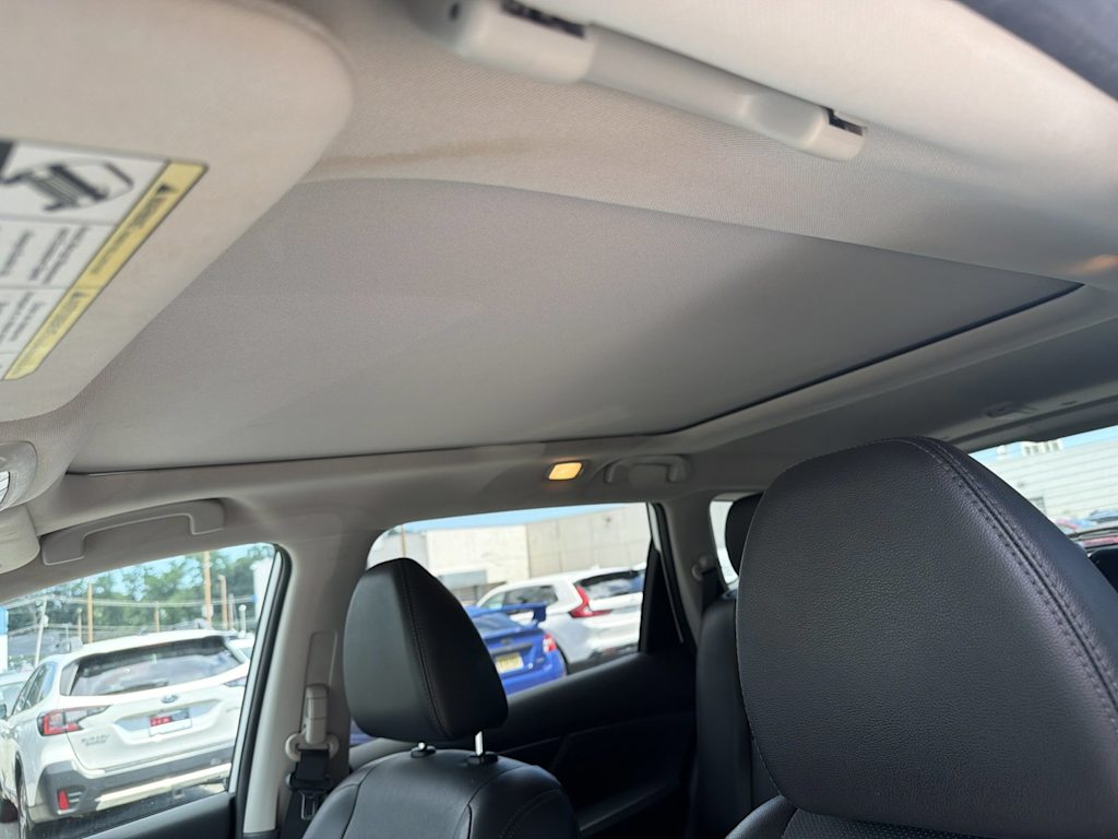 Thumbnail: 2016 Nissan Rogue - 25