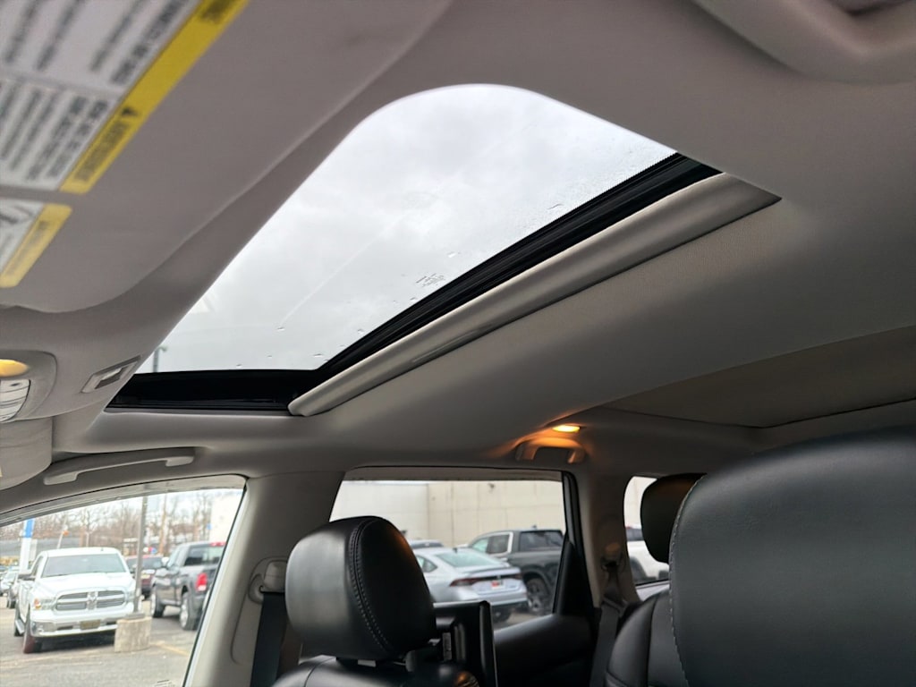 Thumbnail: 2018 Nissan Pathfinder - 24