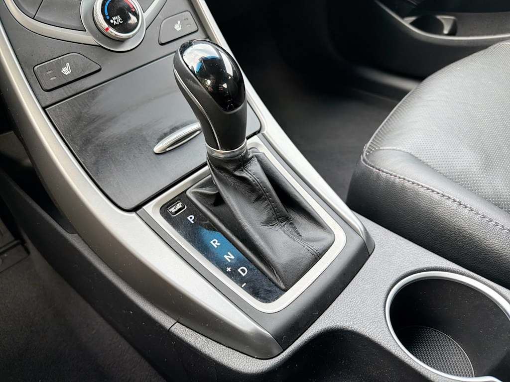 Thumbnail: 2014 Hyundai Elantra - 16
