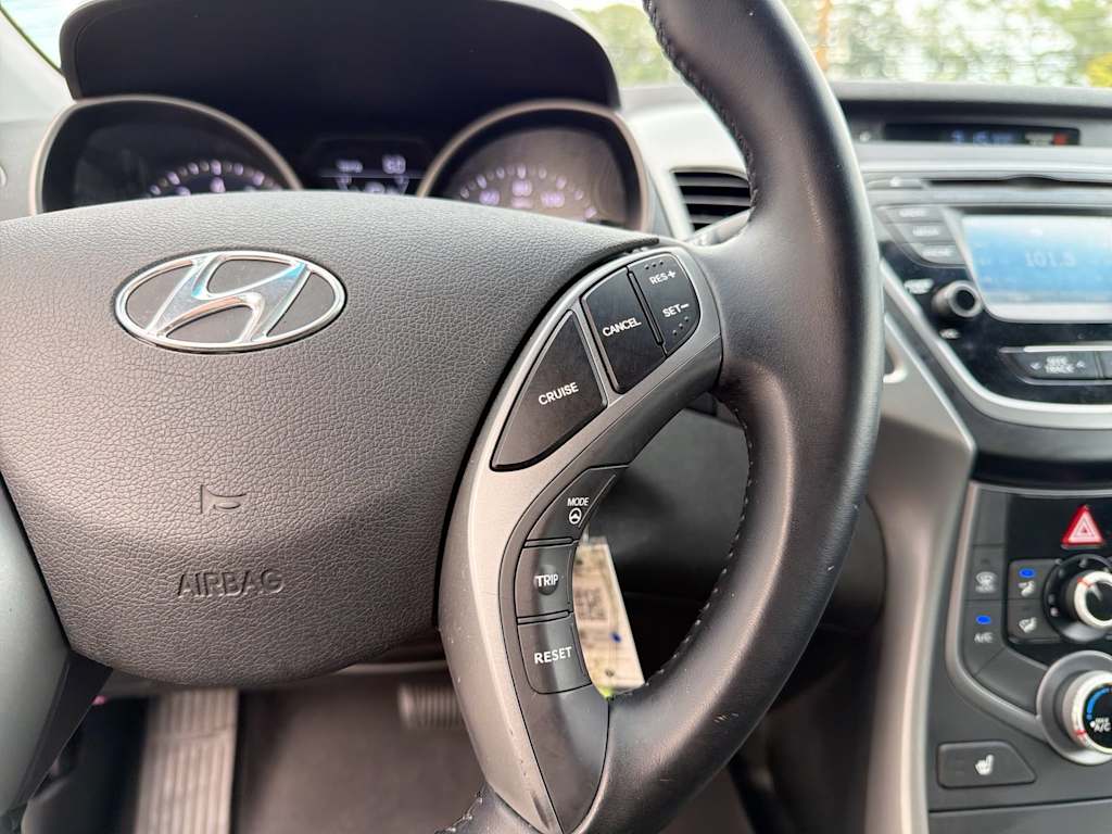 Thumbnail: 2014 Hyundai Elantra - 29