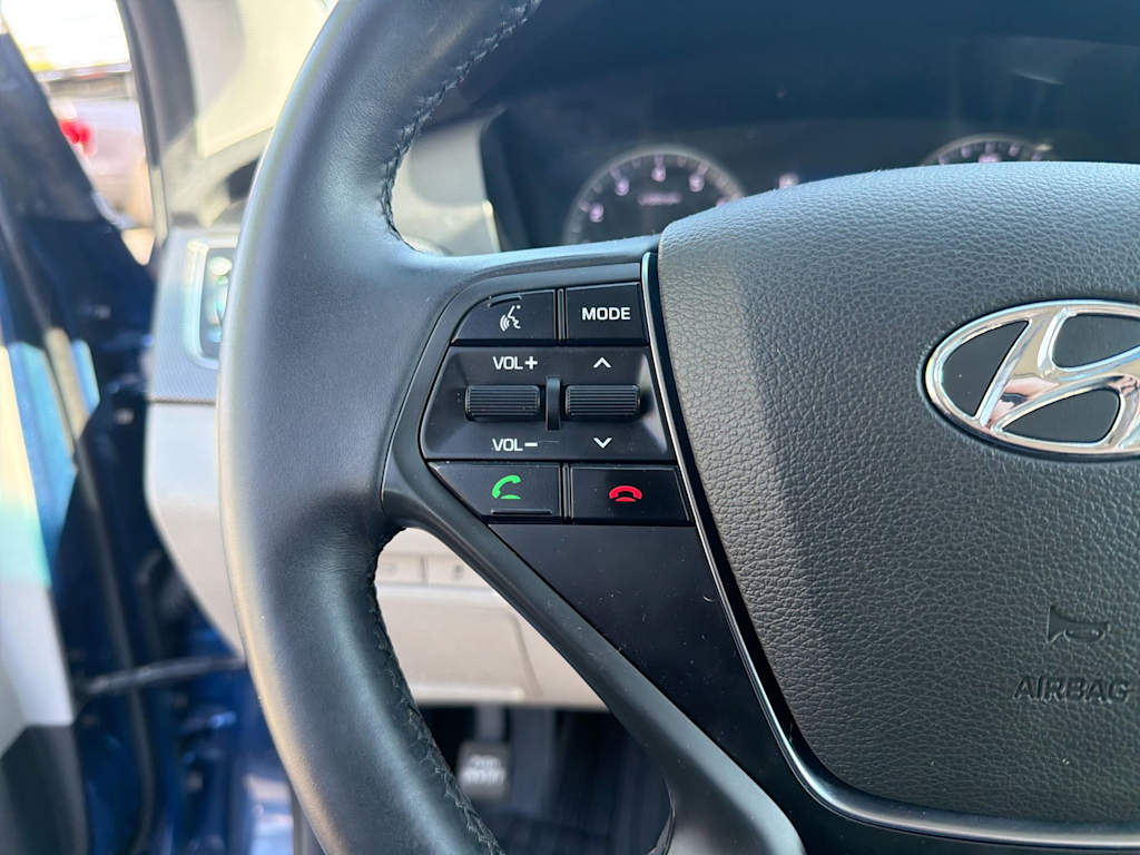 Thumbnail: 2017 Hyundai Sonata - 31