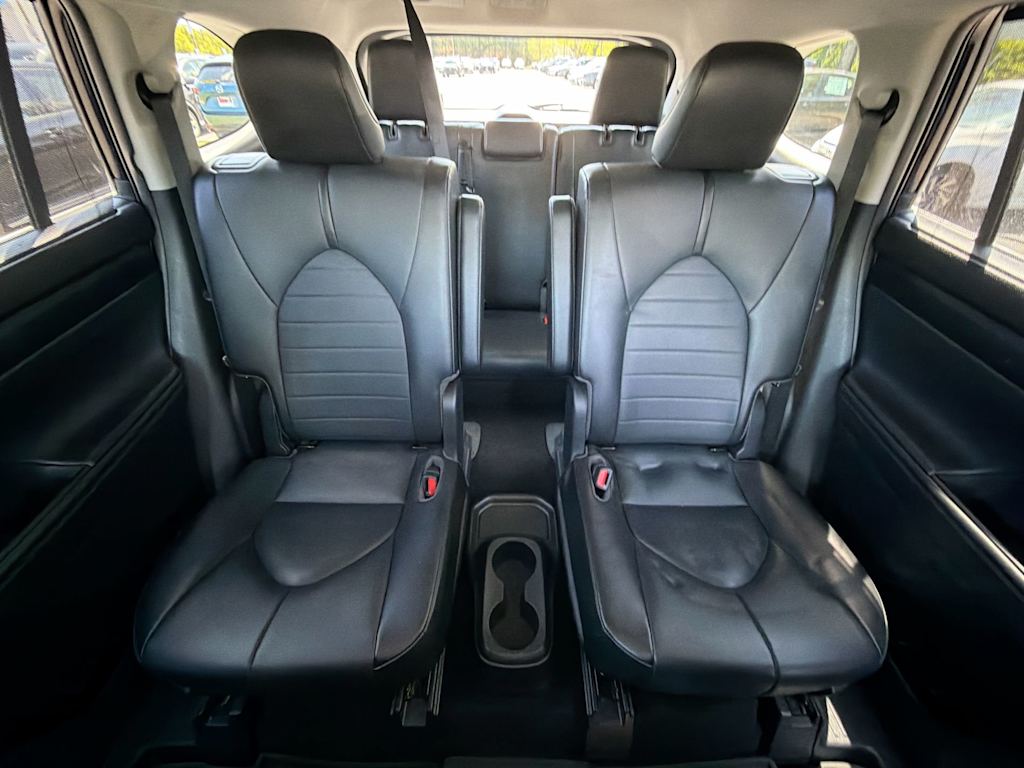 Thumbnail: 2021 Toyota Highlander - 25