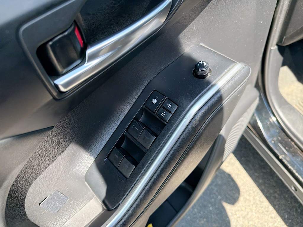 Thumbnail: 2021 Toyota Highlander - 29