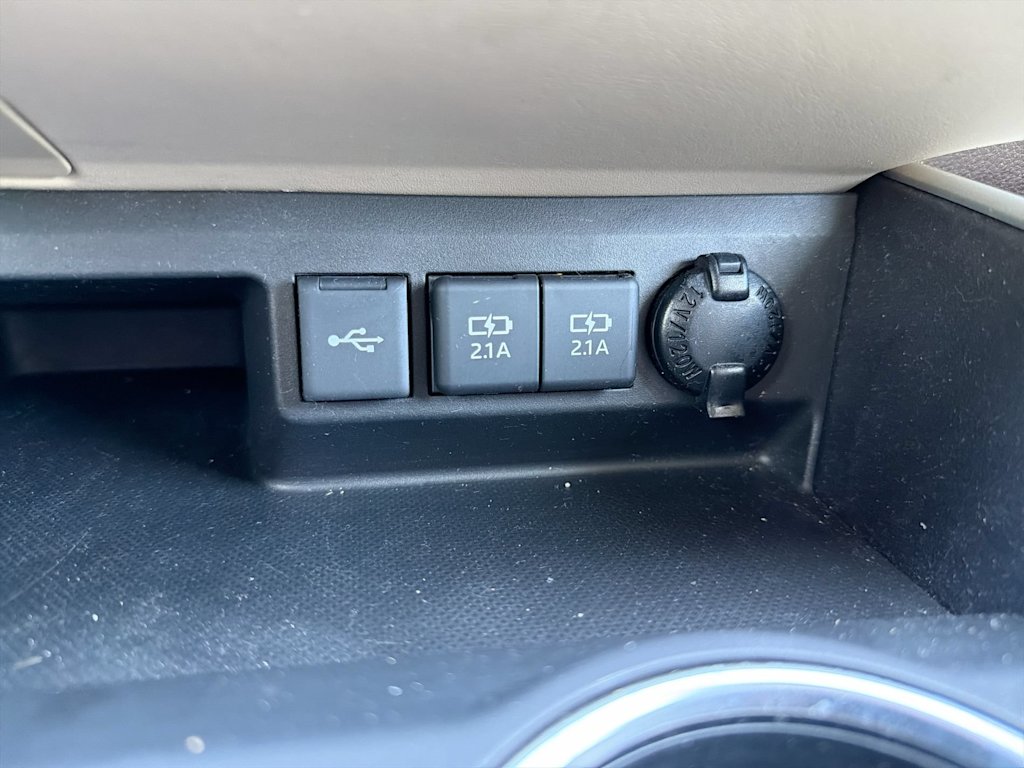 Thumbnail: 2021 Toyota Highlander - 19