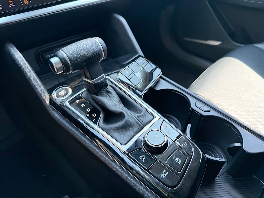 Thumbnail: 2025 Kia Sportage - 16
