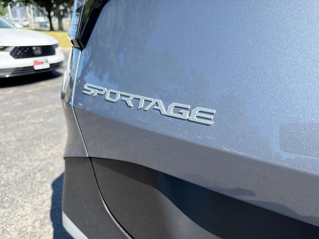 Thumbnail: 2025 Kia Sportage - 7