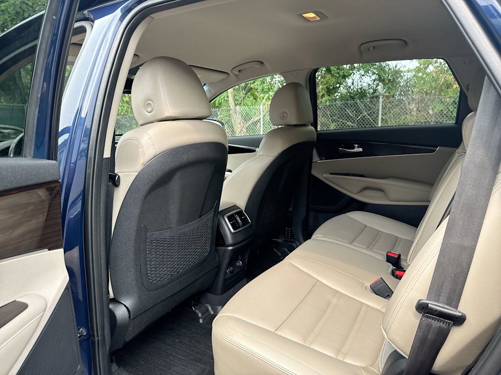 Thumbnail: 2019 Kia Sorento - 11