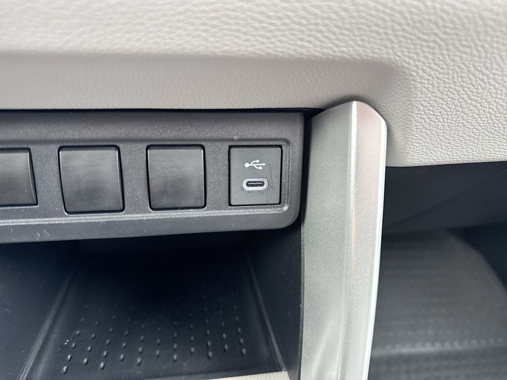 Thumbnail: 2024 Toyota Corolla Cross - 31