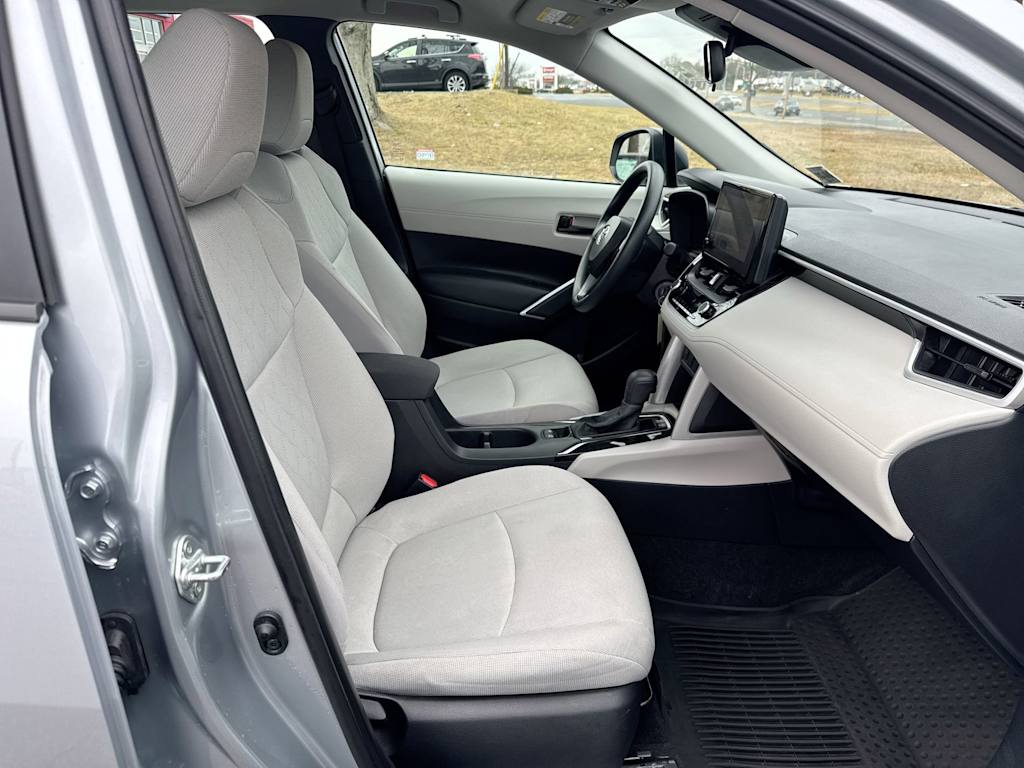 Thumbnail: 2024 Toyota Corolla Cross - 11