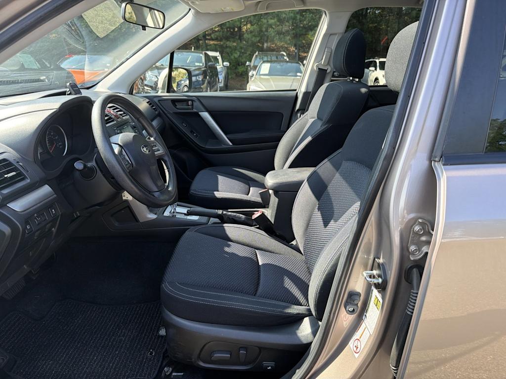 Thumbnail: 2015 Subaru Forester - 9