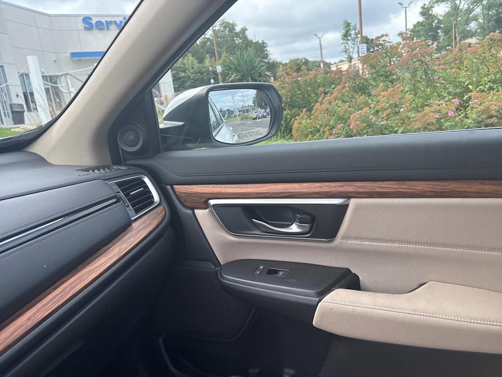 Thumbnail: 2019 Honda CR-V - 17