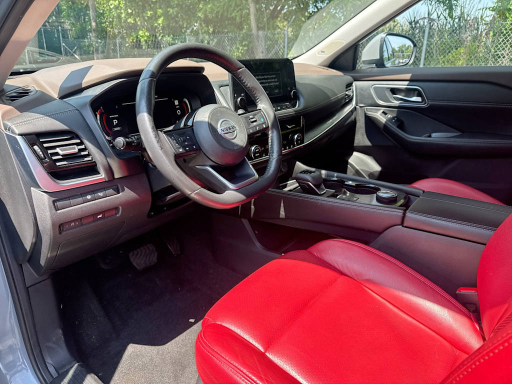 Thumbnail: 2021 Nissan Rogue - 3