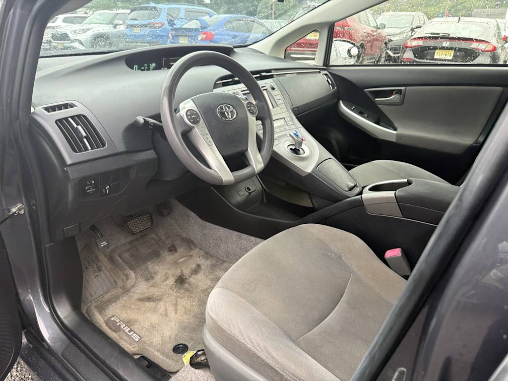 Thumbnail: 2013 Toyota Prius - 2