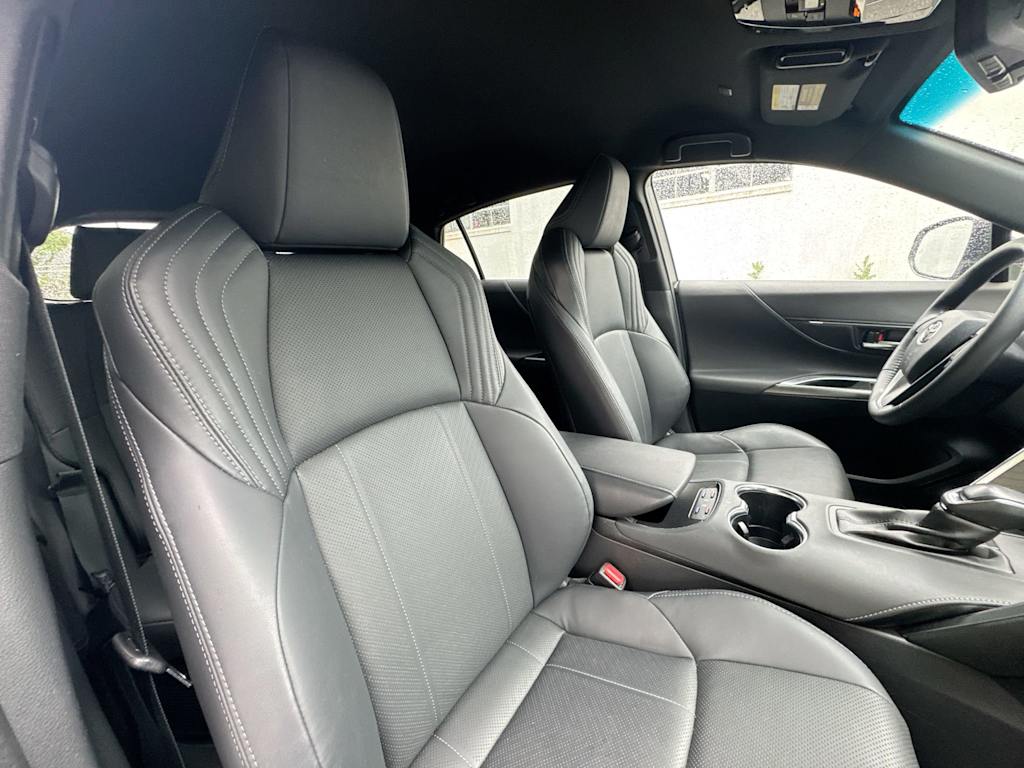 2023 Toyota Venza Limited 25