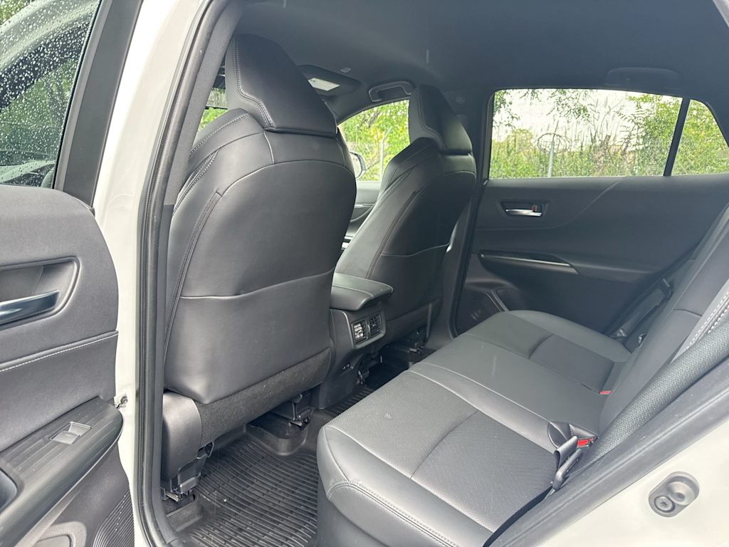 2023 Toyota Venza Limited 11
