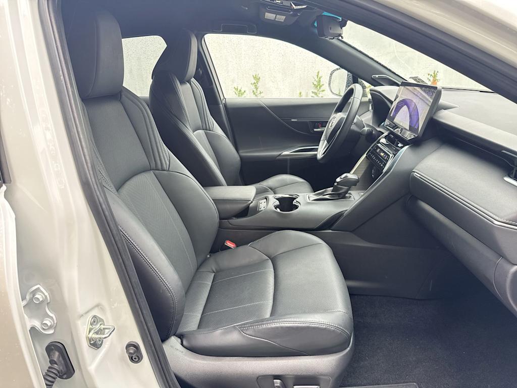 2023 Toyota Venza Limited 10