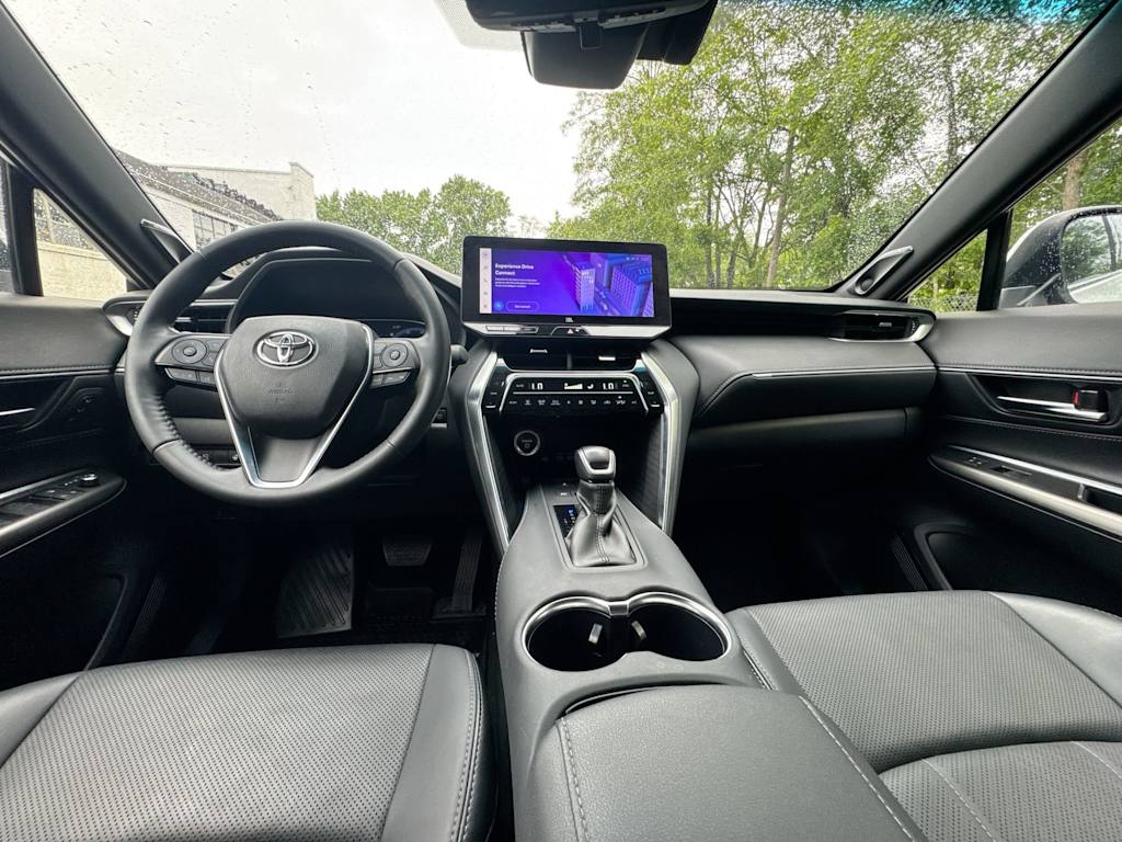 2023 Toyota Venza Limited 12