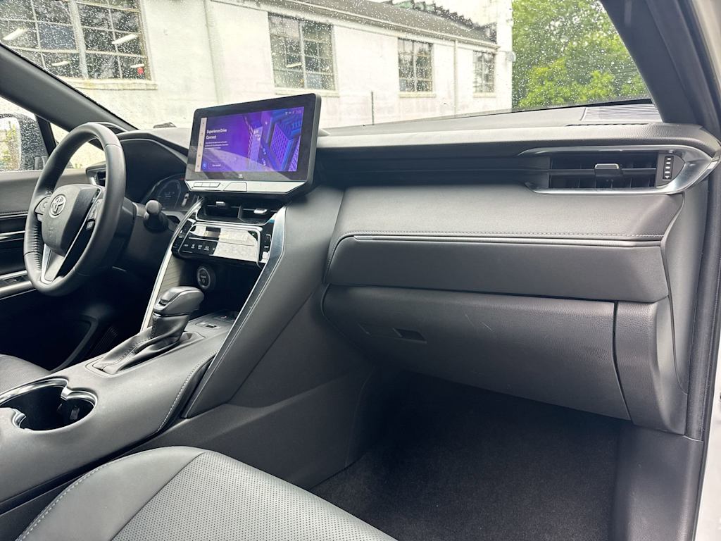 2023 Toyota Venza Limited 8