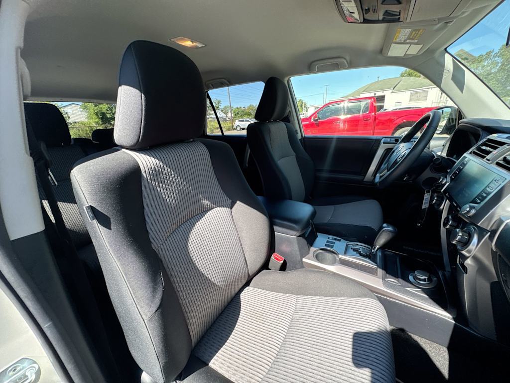 Thumbnail: 2021 Toyota 4Runner - 26