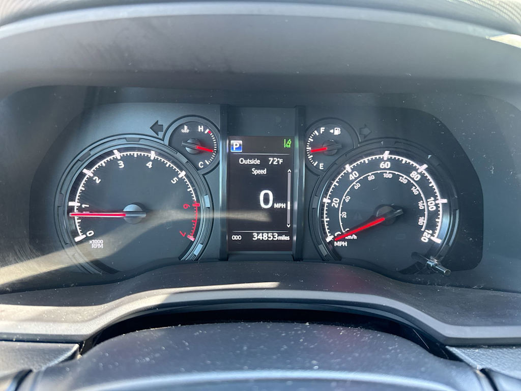 Thumbnail: 2021 Toyota 4Runner - 15