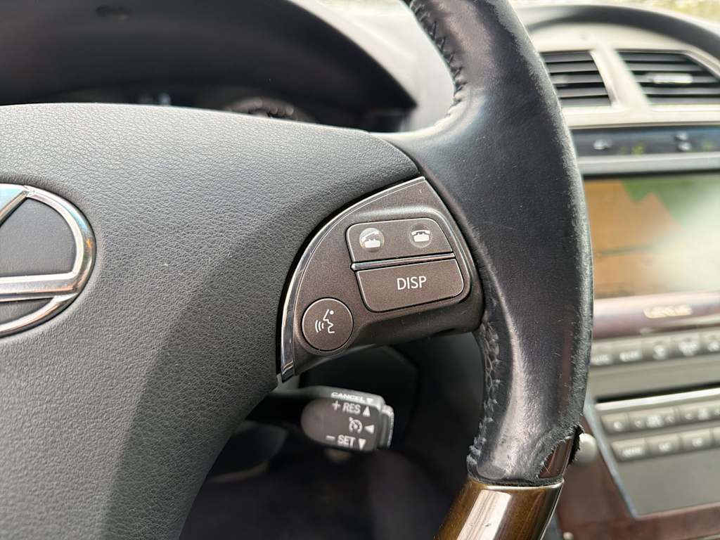 Thumbnail: 2011 Lexus ES - 32