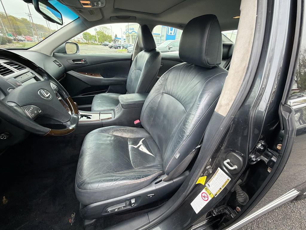 Thumbnail: 2011 Lexus ES - 28