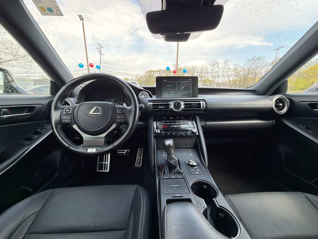 Thumbnail: 2021 Lexus IS - 11