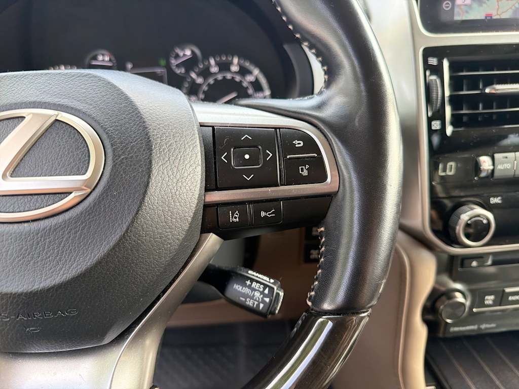 Thumbnail: 2022 Lexus GX - 31