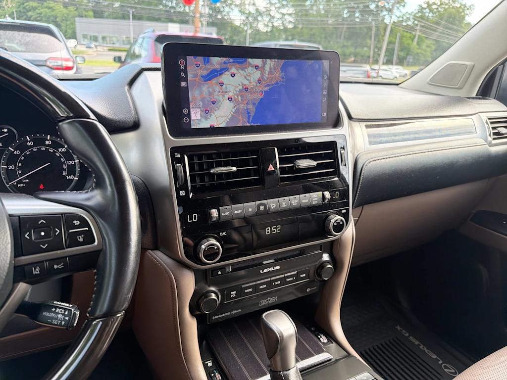 Thumbnail: 2022 Lexus GX - 14