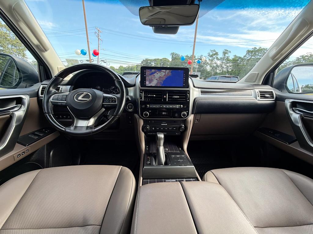Thumbnail: 2022 Lexus GX - 12