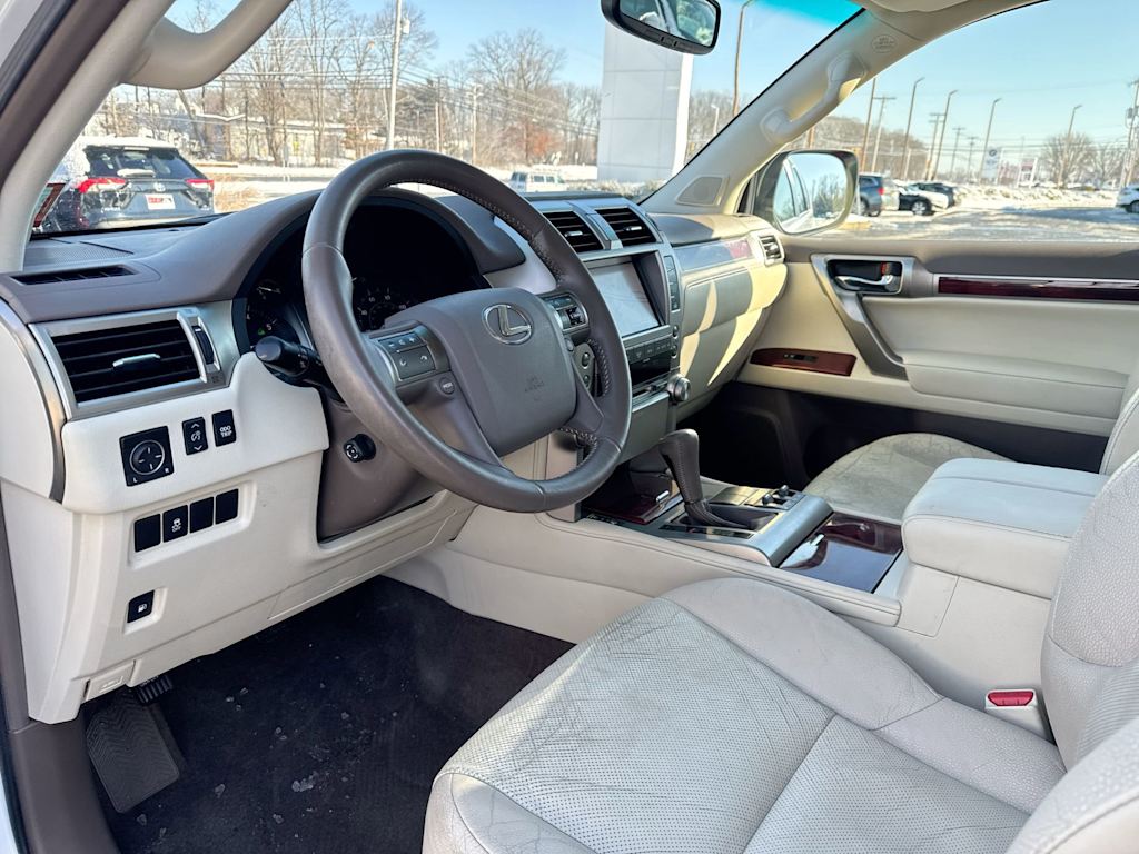 Thumbnail: 2012 Lexus GX - 2