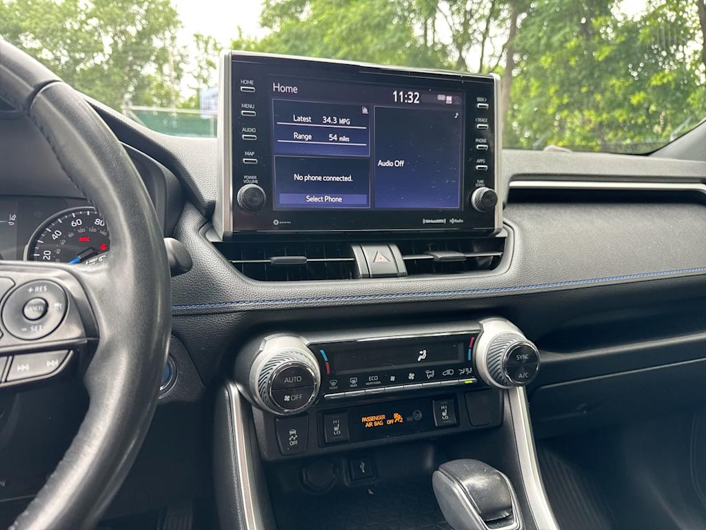 Thumbnail: 2022 Toyota RAV4 - 13